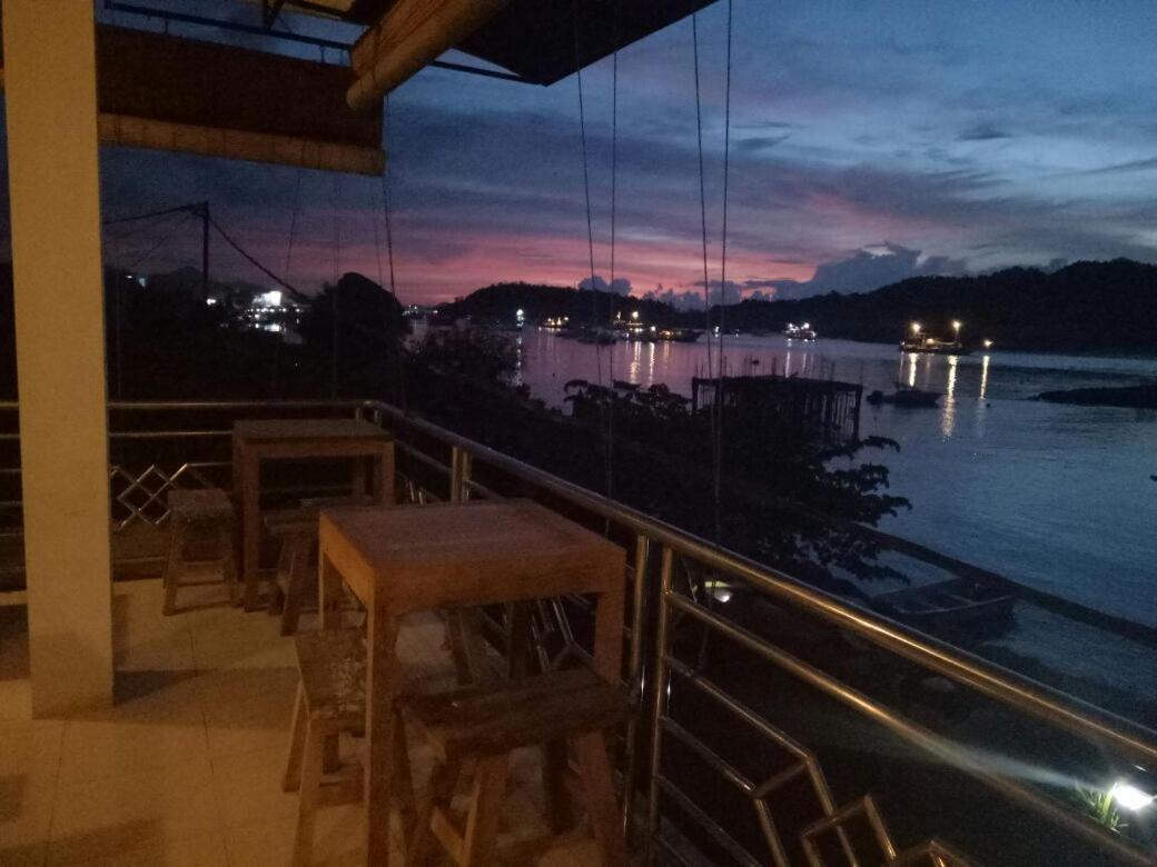 Bajo Sunset Hostel Labuan Bajo Luaran gambar